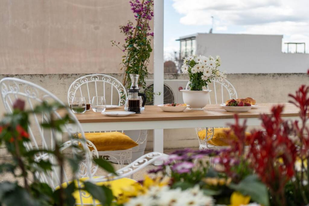 Ebullience - Stylish & Chic Athens Apartment Exteriör bild